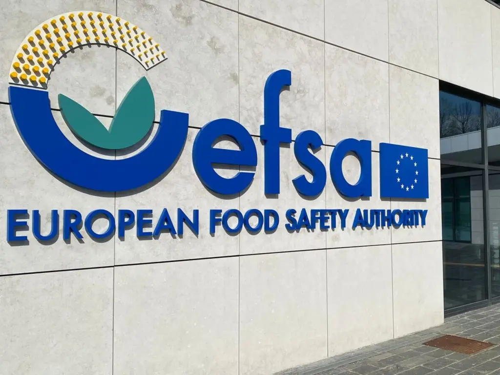Façana de l’Autoritat Europea de Seguretat Alimentària, EFSA, organisme que publica l’informe 2024 sobre residus de pesticides en aliments.